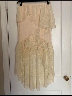 Cream Lace Tiered Ruffle Skirt